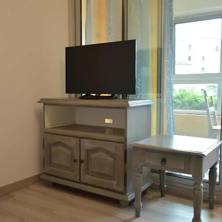 Cap D'agde, 2 Pieces, 6 Personnes - Fr-1-249-175